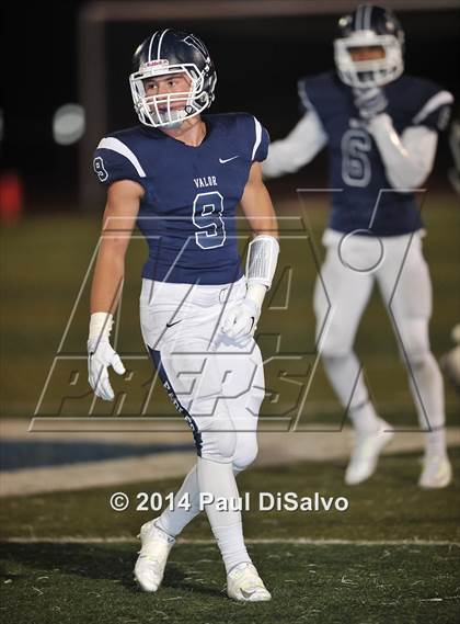 Thumbnail 1 in Valor Christian vs. Horizon (CHSAA 5A 1st Round) photogallery.