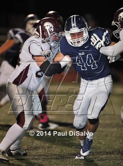 Thumbnail 3 in Valor Christian vs. Horizon (CHSAA 5A 1st Round) photogallery.