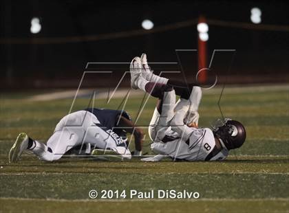 Thumbnail 1 in Valor Christian vs. Horizon (CHSAA 5A 1st Round) photogallery.