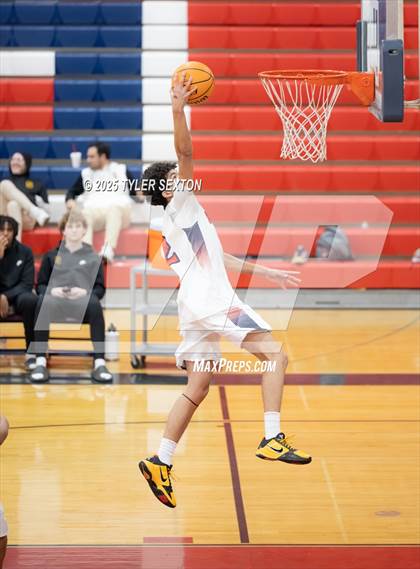 Thumbnail 3 in JV: Saguaro @ Sahuaro photogallery.