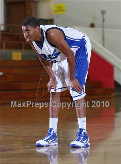 Thumbnail 3 in Price vs. Eisenhower (MaxPreps Holiday Classic) photogallery.