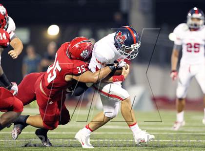 Thumbnail 2 in Boyd vs Horn photogallery.