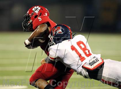 Thumbnail 1 in Boyd vs Horn photogallery.