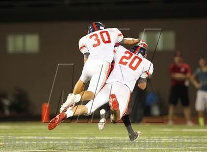 Thumbnail 2 in Boyd vs Horn photogallery.