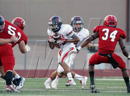 Thumbnail 2 in Boyd vs Horn photogallery.