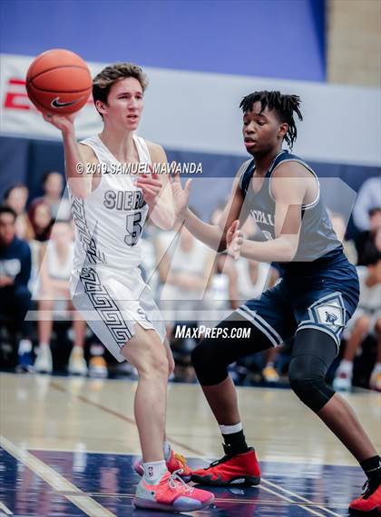 Thumbnail 3 in Sierra Canyon vs Mayfair (ESPN Sierra Canyon Super Showcase) photogallery.