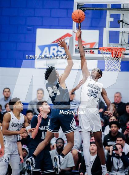 Thumbnail 3 in Sierra Canyon vs Mayfair (ESPN Sierra Canyon Super Showcase) photogallery.