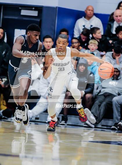 Thumbnail 3 in Sierra Canyon vs Mayfair (ESPN Sierra Canyon Super Showcase) photogallery.