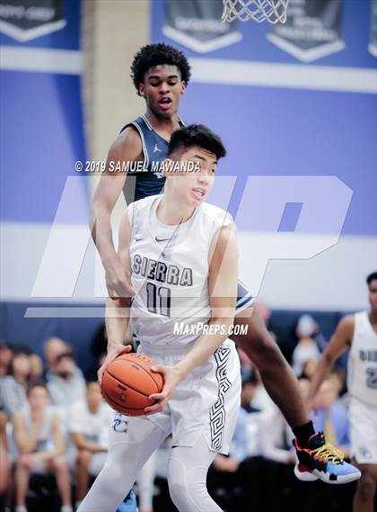 Thumbnail 3 in Sierra Canyon vs Mayfair (ESPN Sierra Canyon Super Showcase) photogallery.