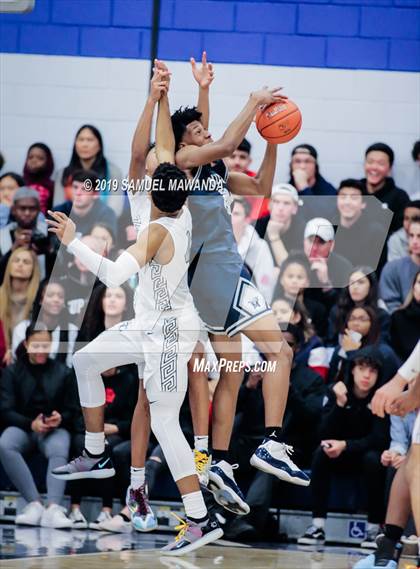 Thumbnail 3 in Sierra Canyon vs Mayfair (ESPN Sierra Canyon Super Showcase) photogallery.