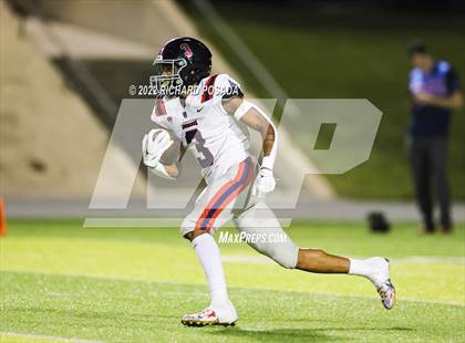 Thumbnail 2 in Justin Garza @ Bullard photogallery.