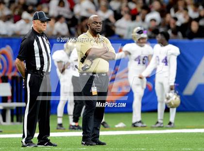 Thumbnail 3 in Edna Karr vs. Easton (LHSAA Class 4A Final)  photogallery.
