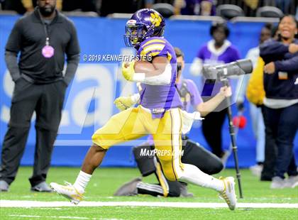 Thumbnail 3 in Edna Karr vs. Easton (LHSAA Class 4A Final)  photogallery.