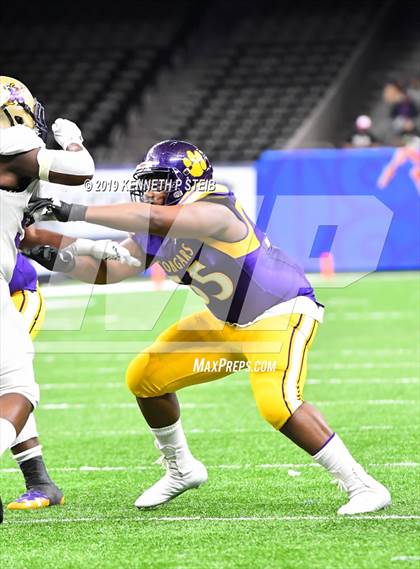 Thumbnail 3 in Edna Karr vs. Easton (LHSAA Class 4A Final)  photogallery.