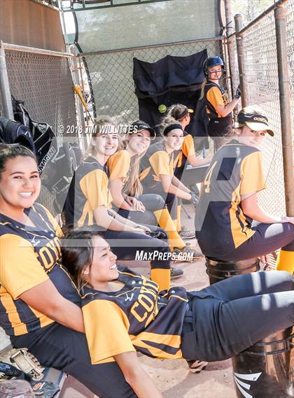 Thumbnail 2 in Desert Christian vs. Arizona Lutheran Academy photogallery.