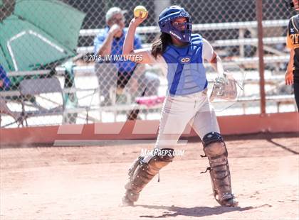Thumbnail 2 in Desert Christian vs. Arizona Lutheran Academy photogallery.