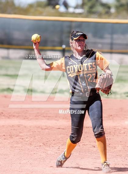 Thumbnail 3 in Desert Christian vs. Arizona Lutheran Academy photogallery.