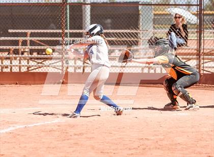Thumbnail 3 in Desert Christian vs. Arizona Lutheran Academy photogallery.