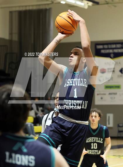 Thumbnail 3 in Rocky River vs. Asheville Christian Academy photogallery.