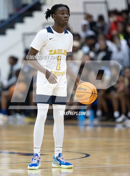 Thumbnail 3 in McDonough vs Eagle's Landing  photogallery.