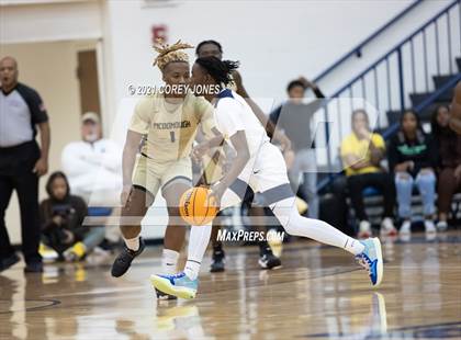 Thumbnail 1 in McDonough vs Eagle's Landing  photogallery.
