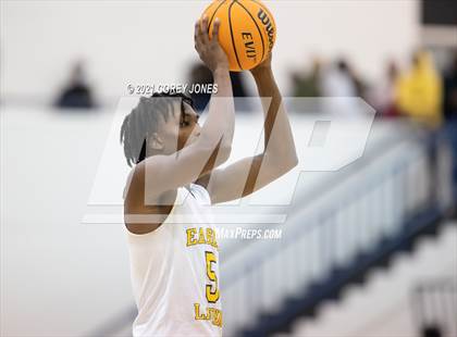 Thumbnail 2 in McDonough vs Eagle's Landing  photogallery.