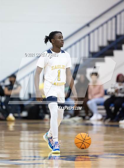 Thumbnail 1 in McDonough vs Eagle's Landing  photogallery.