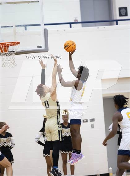 Thumbnail 1 in McDonough vs Eagle's Landing  photogallery.