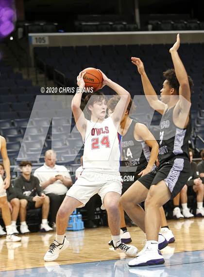 Thumbnail 2 in Memphis University vs. Lipscomb Academy photogallery.