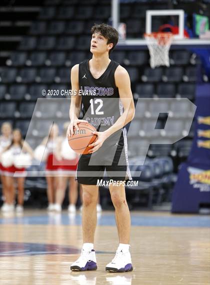 Thumbnail 1 in Memphis University vs. Lipscomb Academy photogallery.