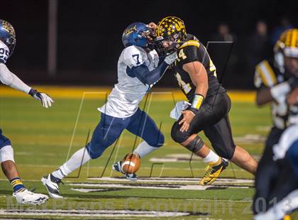 Thumbnail 3 in Rio Linda vs. Elk Grove (CIF SJS D2 Semifinal) photogallery.
