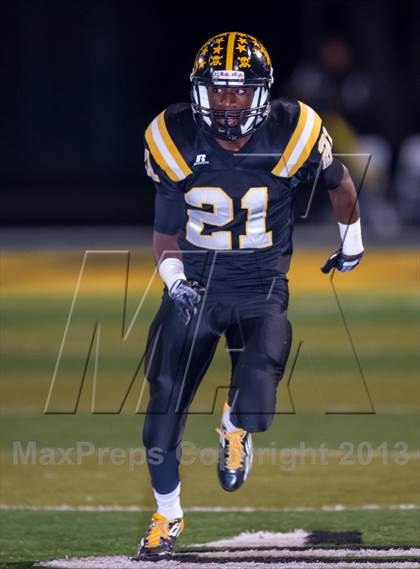 Thumbnail 1 in Rio Linda vs. Elk Grove (CIF SJS D2 Semifinal) photogallery.