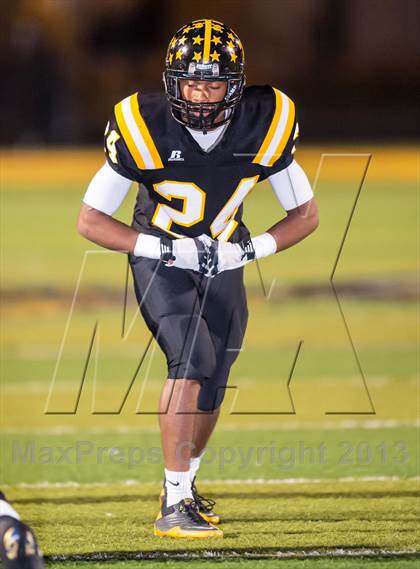 Thumbnail 2 in Rio Linda vs. Elk Grove (CIF SJS D2 Semifinal) photogallery.