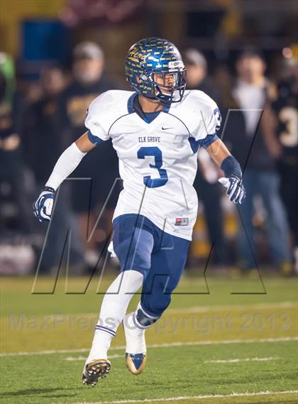 Thumbnail 2 in Rio Linda vs. Elk Grove (CIF SJS D2 Semifinal) photogallery.