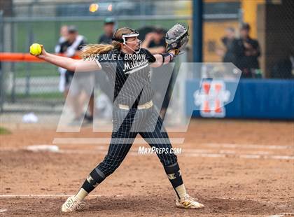 Thumbnail 2 in Noblesville vs. Harrison (IHSAA 4A Regional) photogallery.