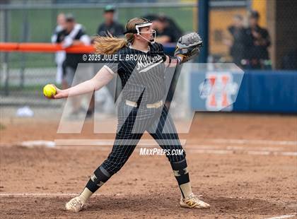 Thumbnail 3 in Noblesville vs. Harrison (IHSAA 4A Regional) photogallery.