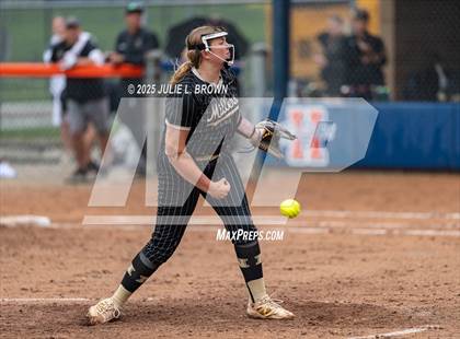 Thumbnail 2 in Noblesville vs. Harrison (IHSAA 4A Regional) photogallery.