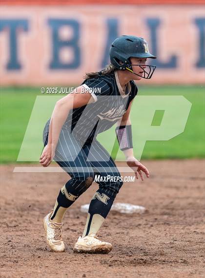 Thumbnail 2 in Noblesville vs. Harrison (IHSAA 4A Regional) photogallery.