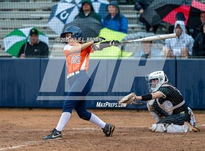 Thumbnail 3 in Noblesville vs. Harrison (IHSAA 4A Regional) photogallery.