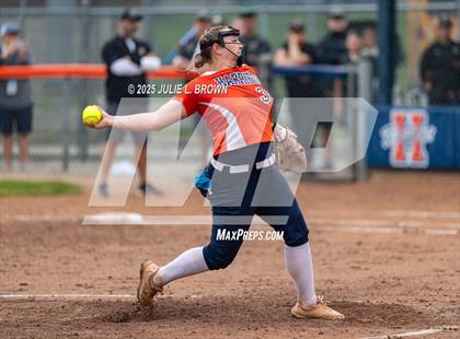 Thumbnail 1 in Noblesville vs. Harrison (IHSAA 4A Regional) photogallery.