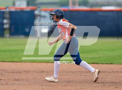 Thumbnail 2 in Noblesville vs. Harrison (IHSAA 4A Regional) photogallery.