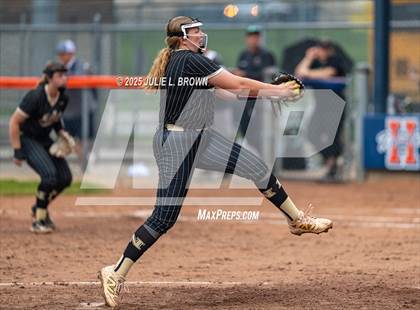 Thumbnail 2 in Noblesville vs. Harrison (IHSAA 4A Regional) photogallery.