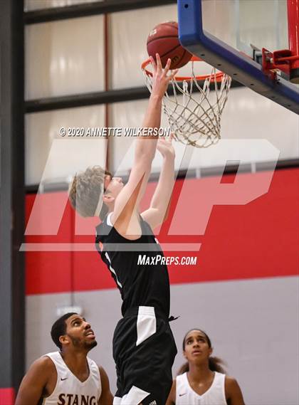 Thumbnail 1 in Winter Park vs. Wekiva (Metro Hoop Fest) photogallery.