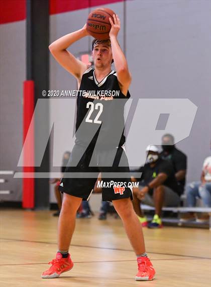 Thumbnail 1 in Winter Park vs. Wekiva (Metro Hoop Fest) photogallery.