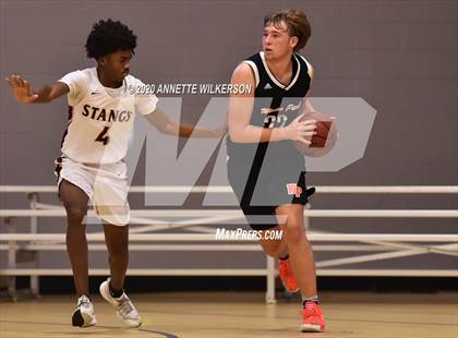 Thumbnail 2 in Winter Park vs. Wekiva (Metro Hoop Fest) photogallery.