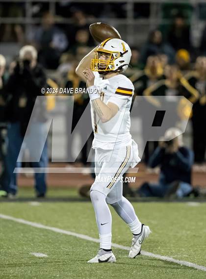 Thumbnail 2 in Simi Valley vs. Edison (CIF SS Division 3 Final) photogallery.