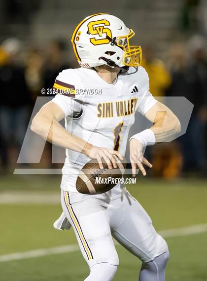 Thumbnail 2 in Simi Valley vs. Edison (CIF SS Division 3 Final) photogallery.