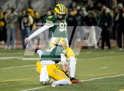 Thumbnail 2 in Simi Valley vs. Edison (CIF SS Division 3 Final) photogallery.