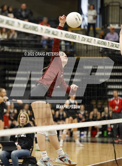 Thumbnail 2 in Northridge vs. Viewmont (UHSAA 5A Second Round) photogallery.