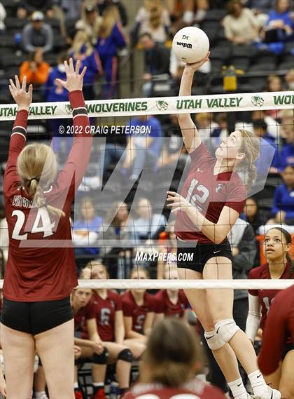 Thumbnail 2 in Northridge vs. Viewmont (UHSAA 5A Second Round) photogallery.